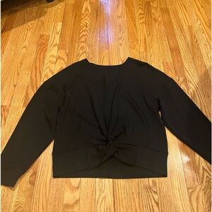 Black knotted athletic crew neck. Size XL